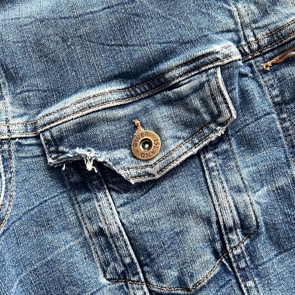 River Island Throwback Denim Jacket - Picture 5 of 14
